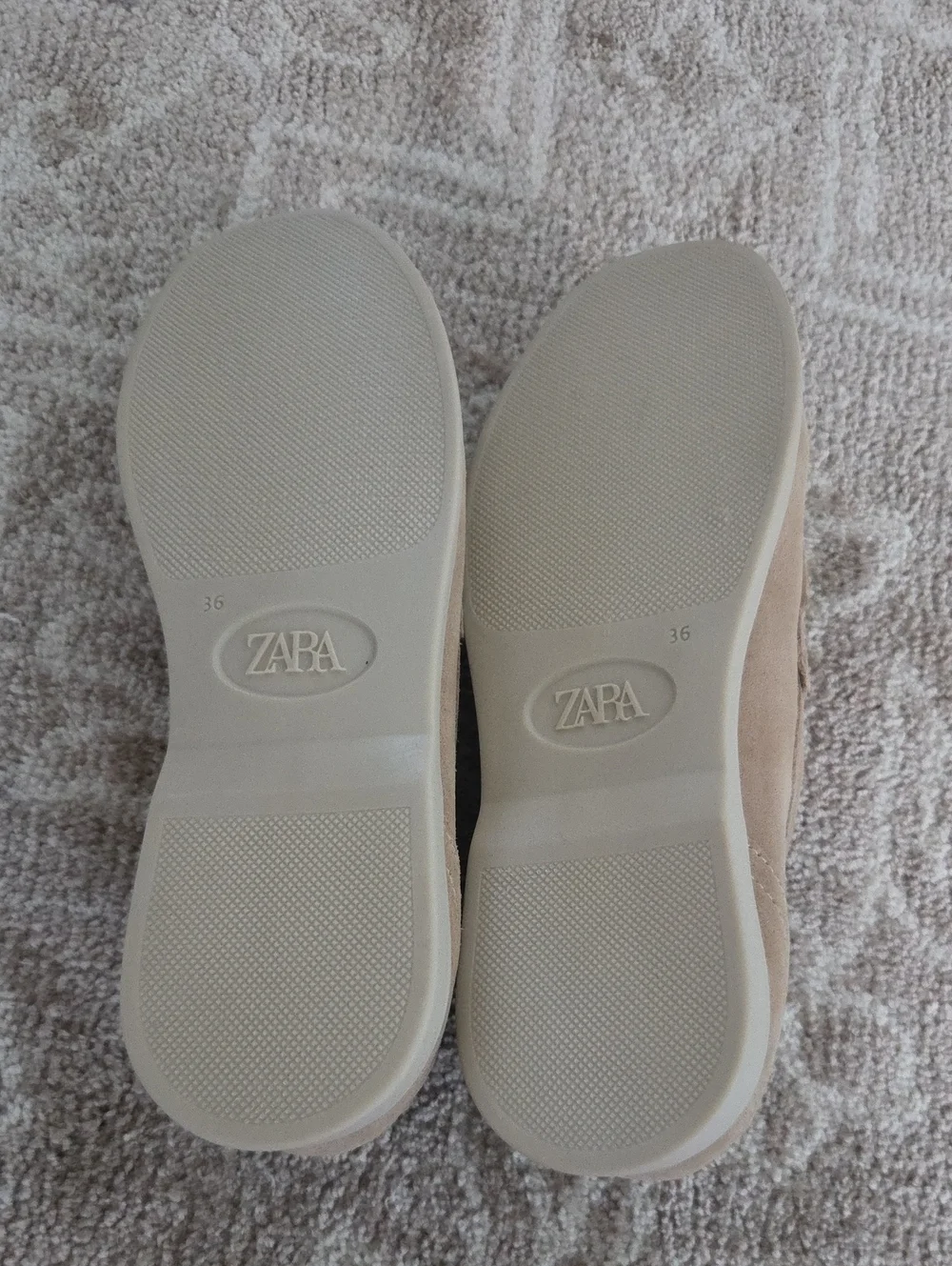 Zara Kids split suede slip-on loafers,never worn.